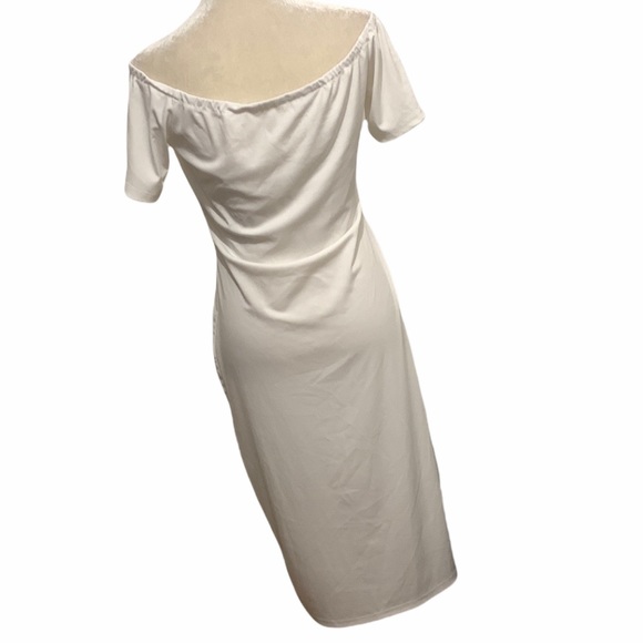 “I Am One Dope Chick” Women’s Bodycon Dress. - Picture 7 of 13